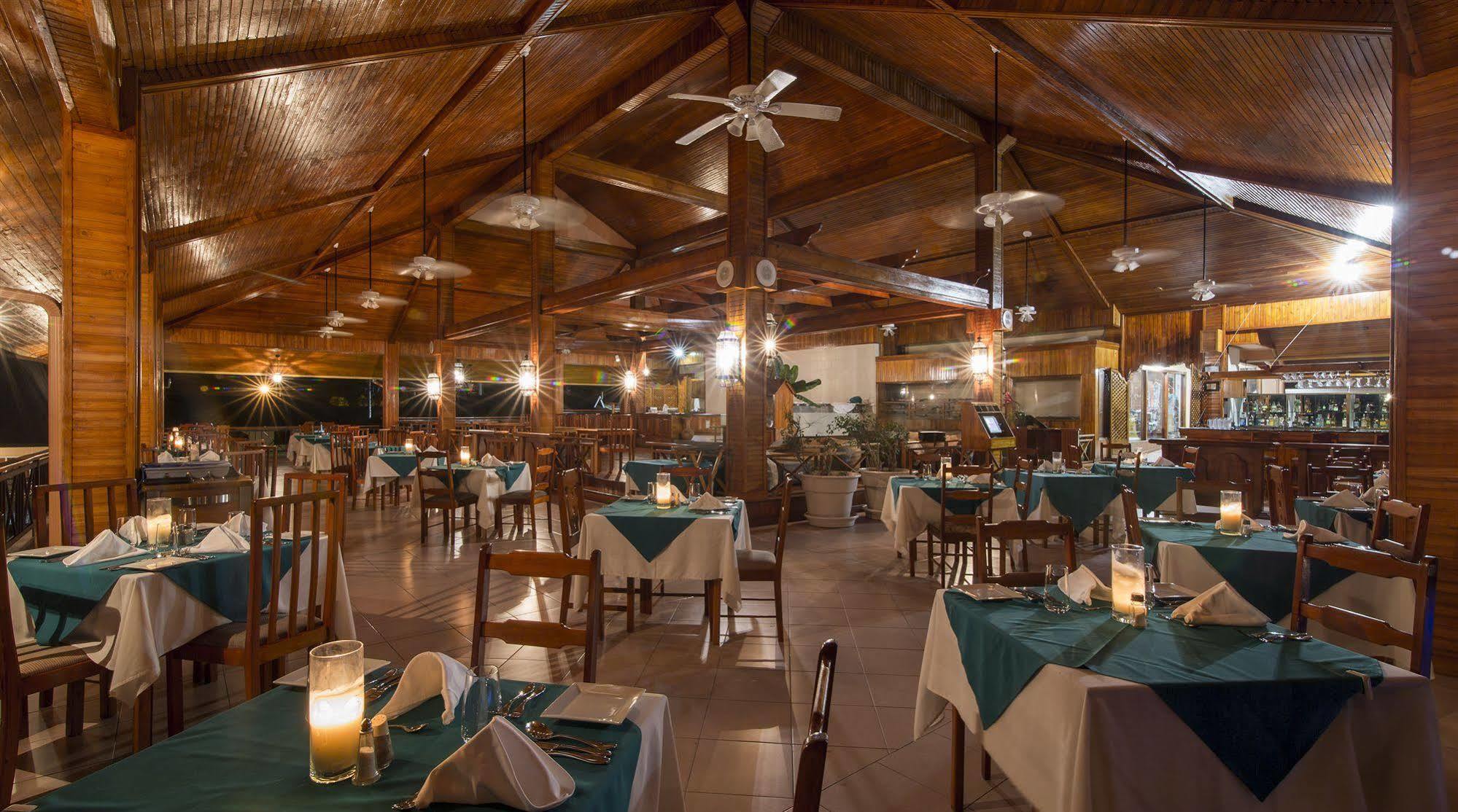 Le Grand Courlan Spa Resort Adults Only Black Rock Exterior foto