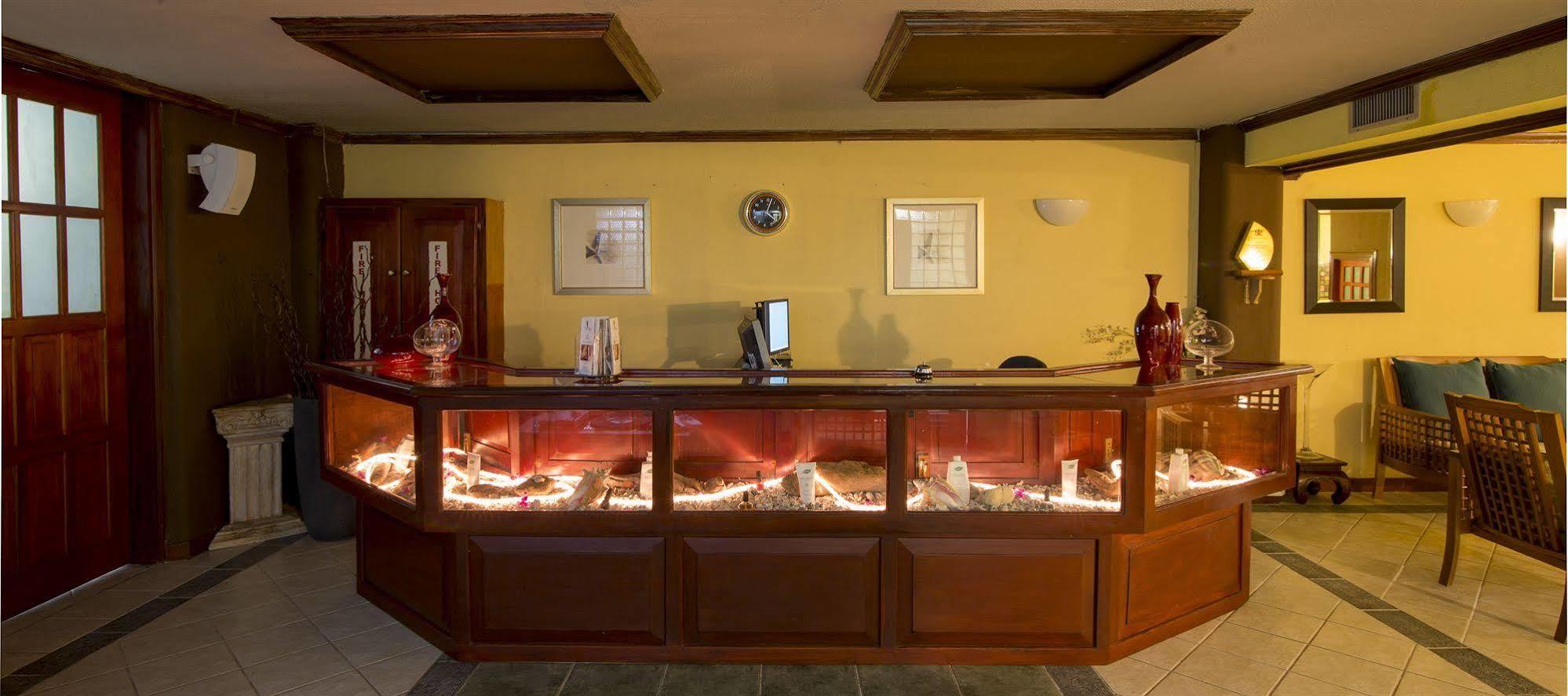 Le Grand Courlan Spa Resort Adults Only Black Rock Exterior foto